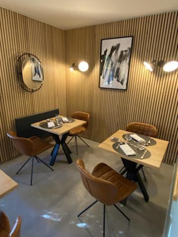 Hotel Le Central Boussac  Esterno foto