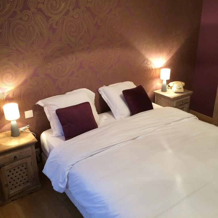 Hotel Le Central Boussac  Camera foto